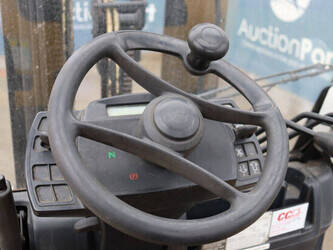 2015-yale-glp30vx-e2345-45577314