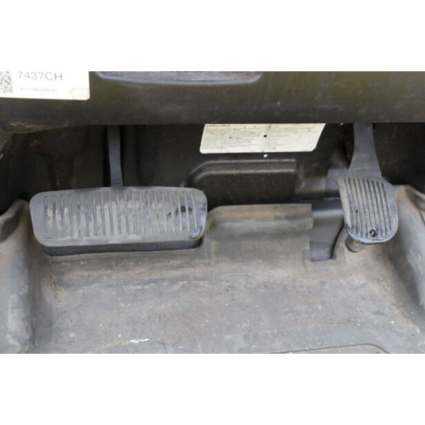 2017 Hyster H2.5FT-45577400