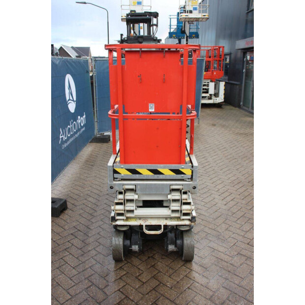 2014 جيه ال جي 1930ES-45577460