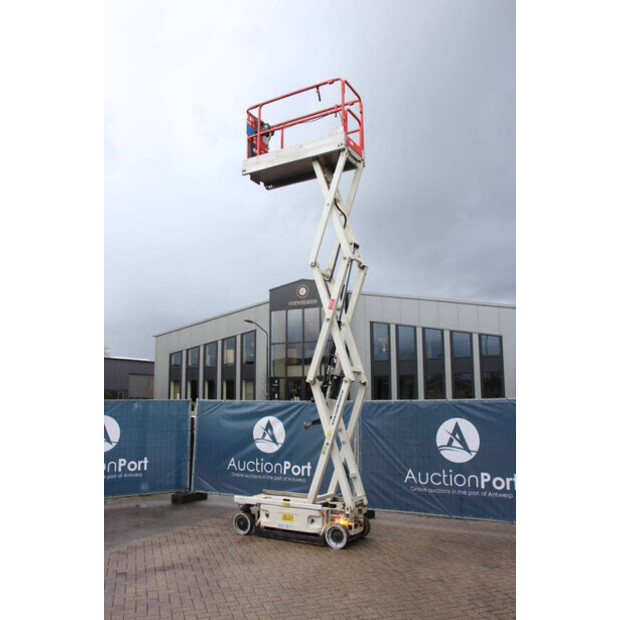 2014 جيه ال جي 1930ES-45577477