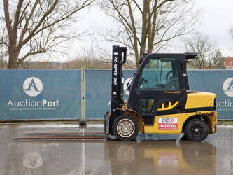 2020-yale-gdp40vx6v2471-45577641