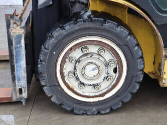 2020-yale-gdp40vx6v2471-45577653