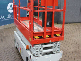 2013-genie-gs-2032-1425021-45577809