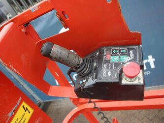 2013-genie-gs-2032-1425021-45577818