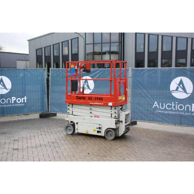 2013 جيني GS-1932-45577913