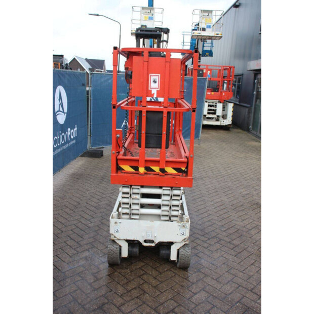 2013 جيني GS-1932-45577917