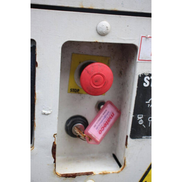 2013 جيني GS-1932-45577929