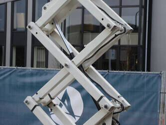 2013-genie-gs-1932-1425024-45577935