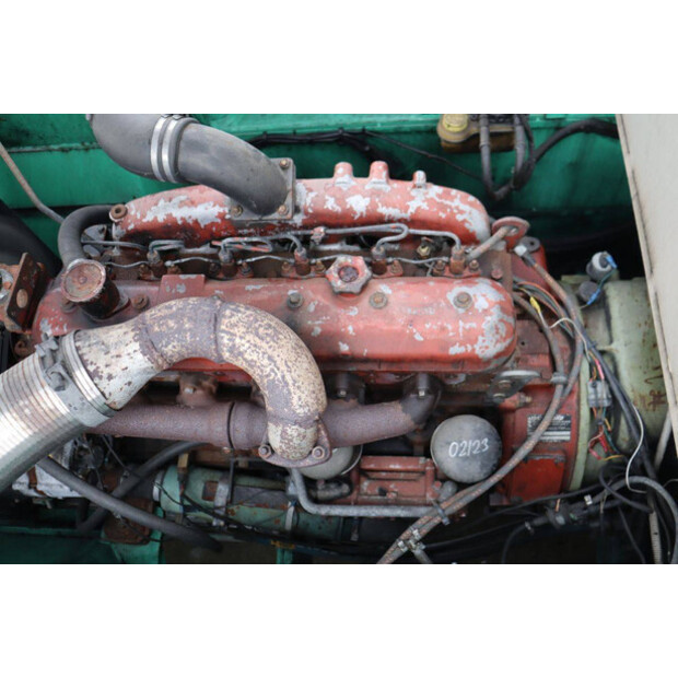 1994 اس ام في 136/600-45578011