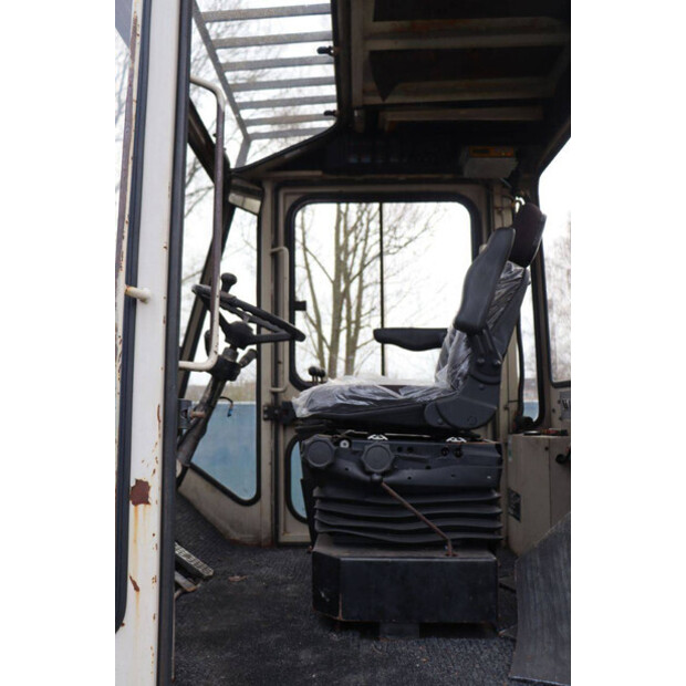 1994 اس ام في 136/600-45578013