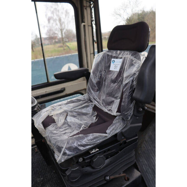 1994 اس ام في 136/600-45578014