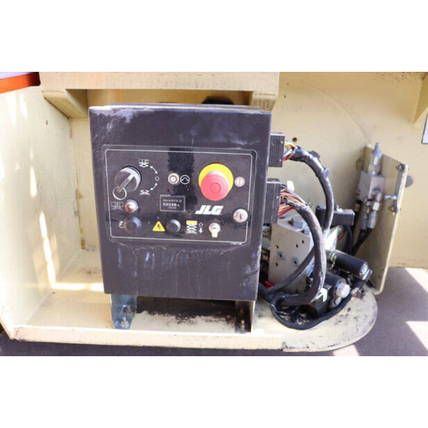 2010 جيه ال جي 4069LE-45578444