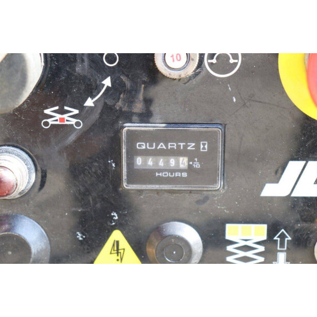 2010 جيه ال جي 4069LE-45578445