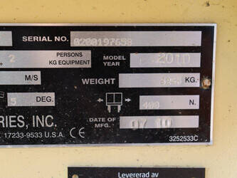 2010-jlg-4069le-1425037-45578448