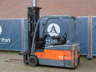 2003-toyota-7fbef20-45578699