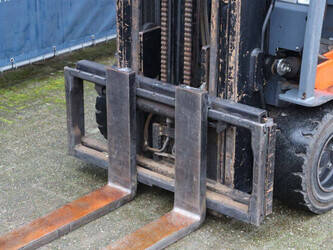 2003-toyota-7fbef20-45578710