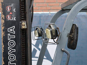 2003-toyota-7fbef20-45578711