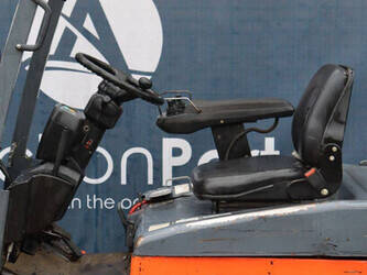 2003-toyota-7fbef20-45578718