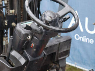 2003-toyota-7fbef20-45578720