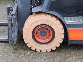 2012-linde-e25hl-01-600-1425047-45578777