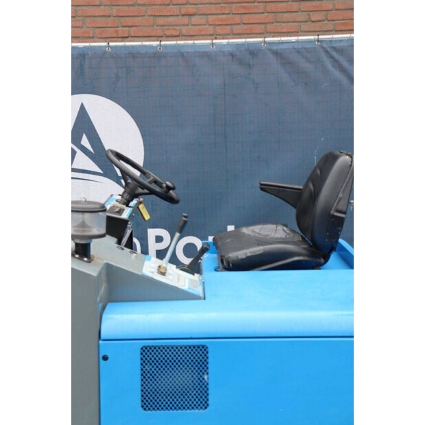 2006 إيسال PB 155-45578847