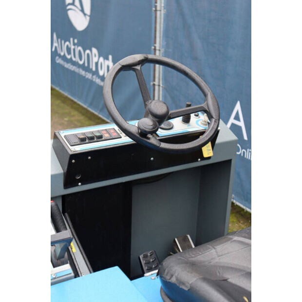 2006 إيسال PB 155-45578849