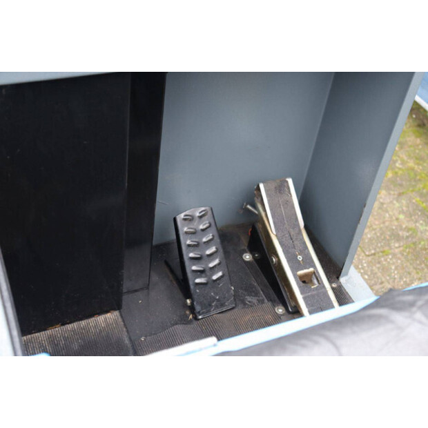 2006 إيسال PB 155-45578851