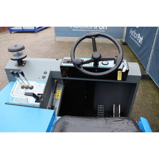 2006 إيسال PB 155-45578852