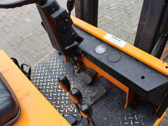 1992-still-r50-16-45578888