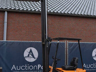 1992-still-r50-16-45578890