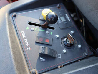 2014-toro-zeroturn-7000-1425051-45578923