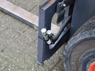 2015-linde-e25l-01-1425053-45578966