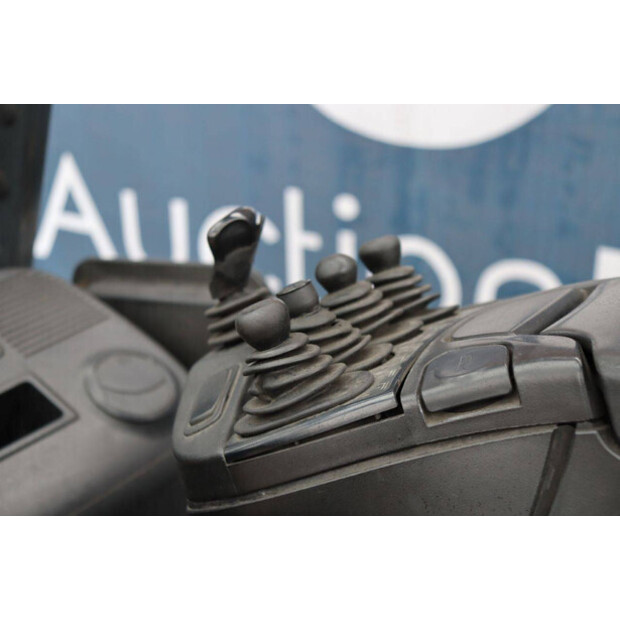 2015 Linde E25L-01-45578981