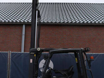 2015-linde-e25l-01-1425053-45578991