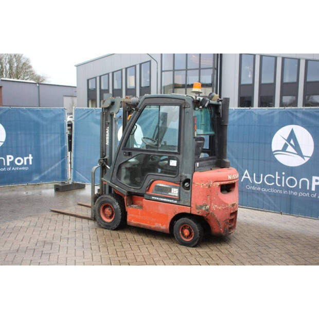 2000 نيسان FDGTA150-45579150