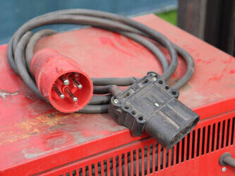 2000-fenwick-linde-e16z-02-1425066-45579434