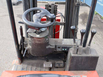 2000-fenwick-linde-e16z-02-1425066-45579440