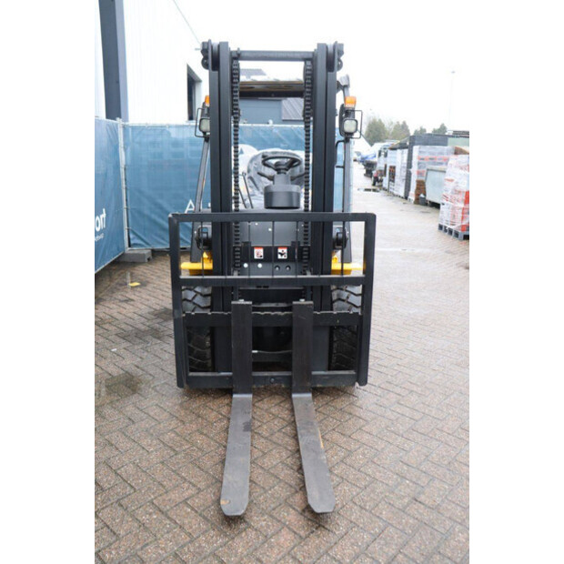 2025 LTMG FD40-45579546