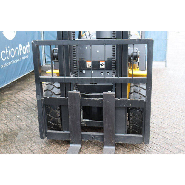 2025 LTMG FD40-45579551