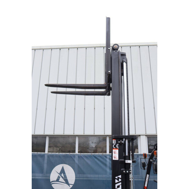 2025 LTMG FD40-45579576