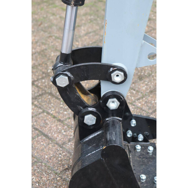 2025 كولت KV13-45579617