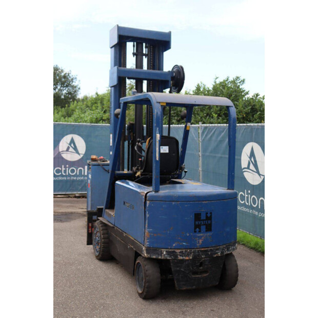 1979 Hyster E70B-45579639