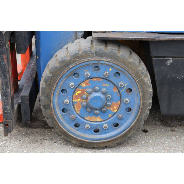 1979 Hyster E70B-45579653