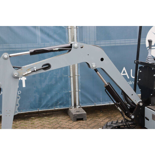 2025 كولت KV13-45579679