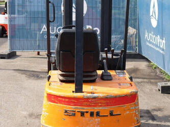 2002-still-r50-12-1425077-45579774