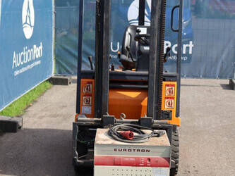 2002-still-r50-12-1425077-45579777