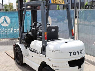 1997-toyota-62-6fdf30-1425081-45579897