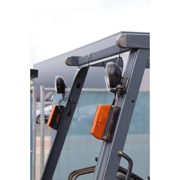 1997 تويوتا 62-6FDF30-45579926