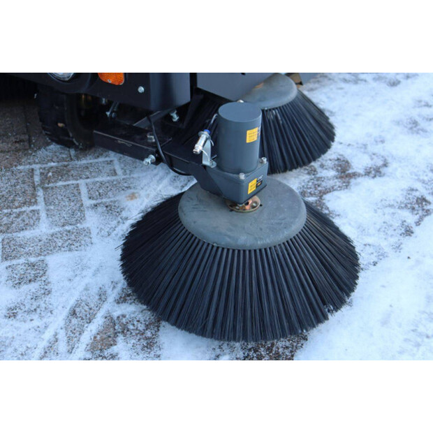 2025 ZVOX 2000G-45579950