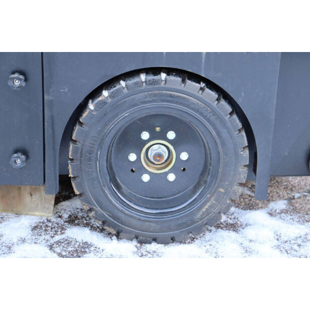 2025 ZVOX 2000G-45579952